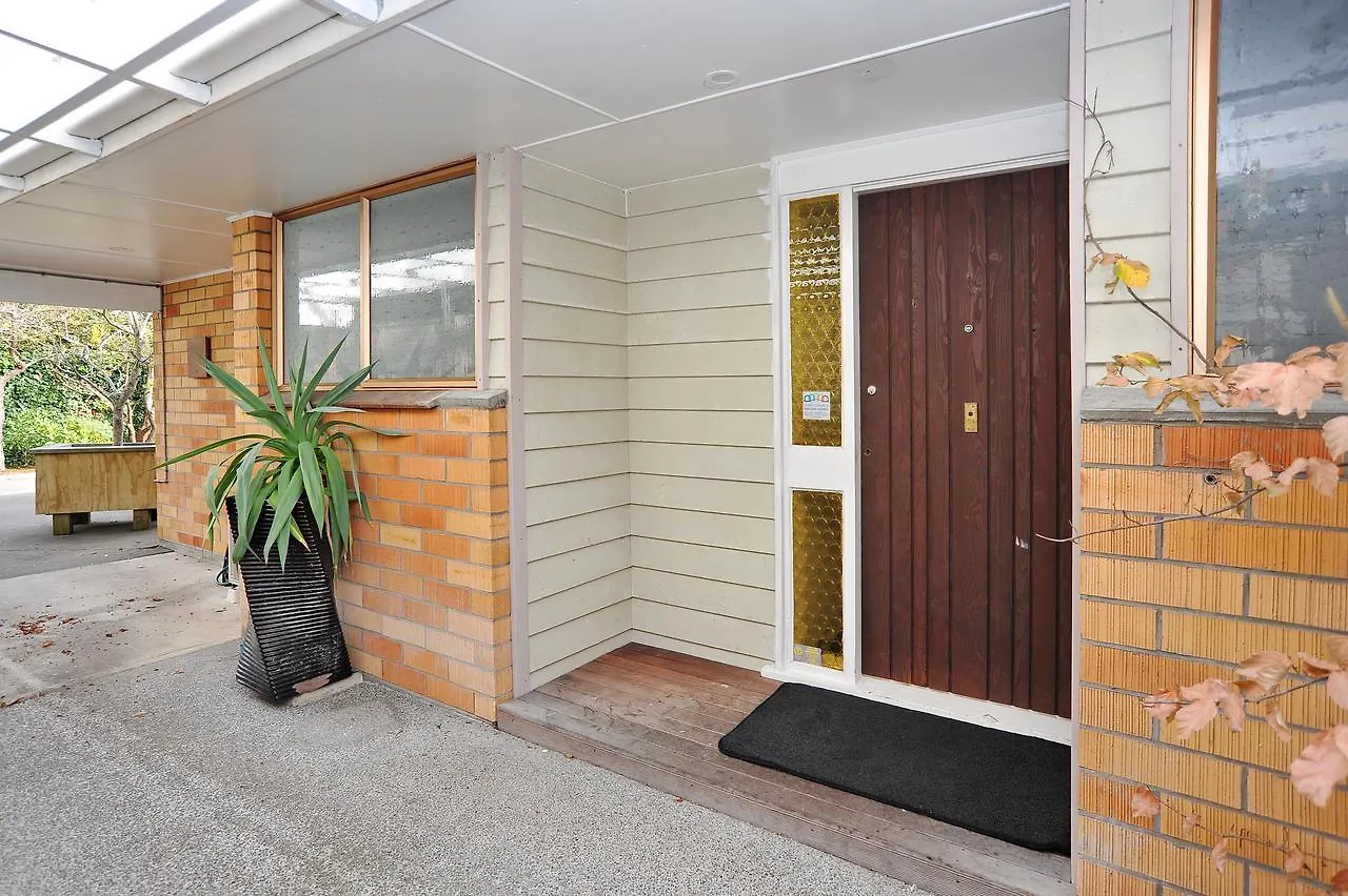 Διαμέρισμα Relaxed 3Br Hideaway - Outdoor Living & Pets - Christchurch Holiday Homes