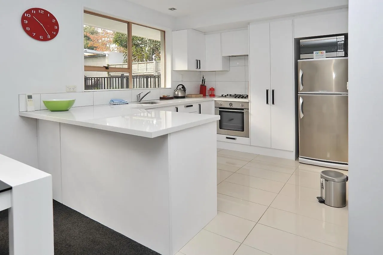 Διαμέρισμα Relaxed 3Br Hideaway - Outdoor Living & Pets - Christchurch Holiday Homes