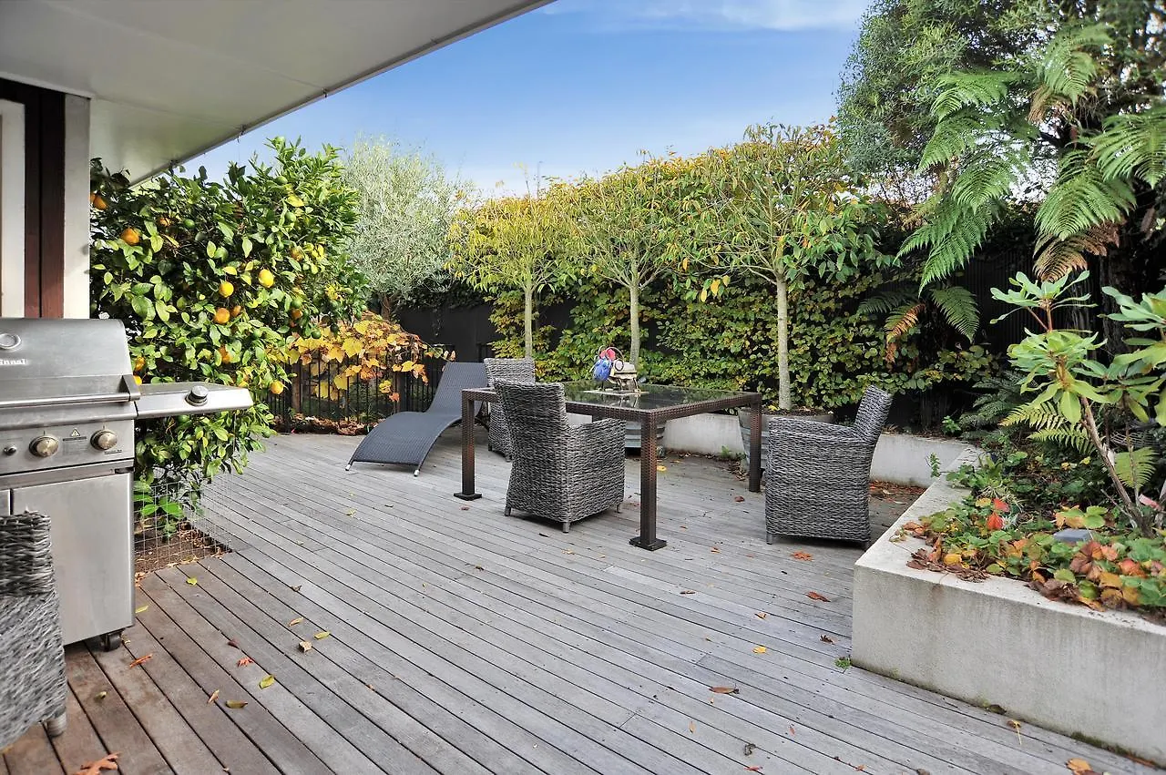 Relaxed 3Br Hideaway - Outdoor Living & Pets - Christchurch Holiday Homes 0*,  Νέα Ζηλανδία
