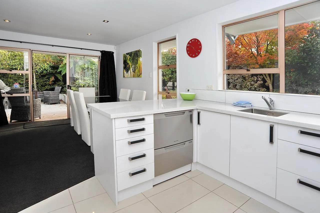 Διαμέρισμα Relaxed 3Br Hideaway - Outdoor Living & Pets - Christchurch Holiday Homes Νέα Ζηλανδία